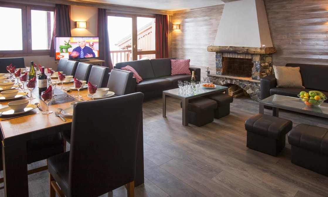 Chalet Ibex Living Dining Room