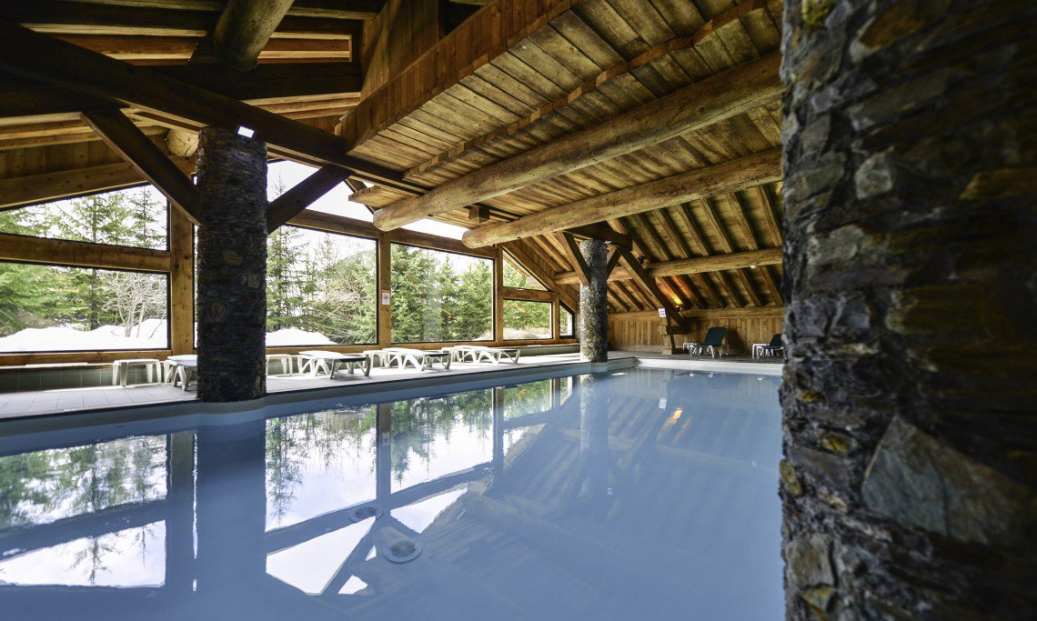 Chalet Swimming Pool