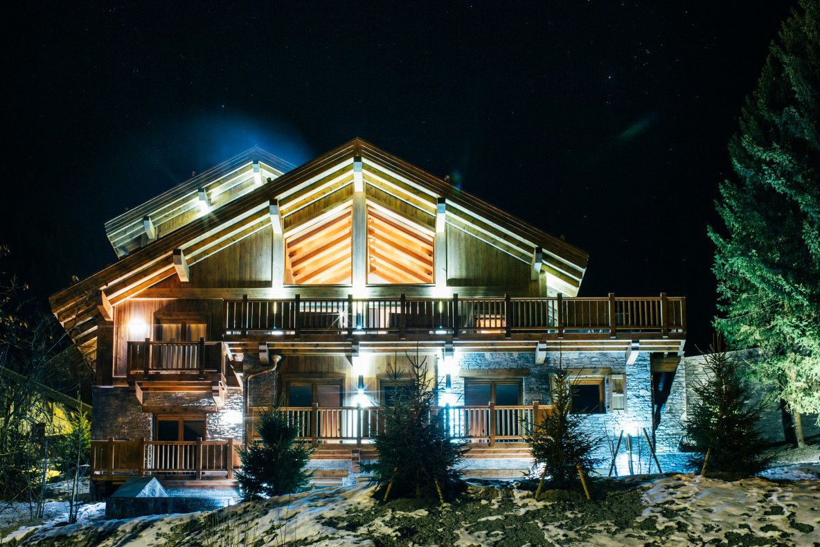 Chalet Le Grenier at Night