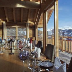 Chalet Iona Dining Table