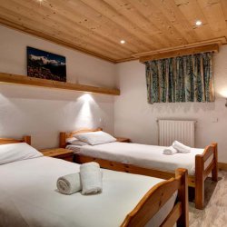 Chalet Andre Twin Bedroom