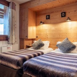 One of the comfortable Twin Bedrooms in Chalet Mathilde Val Thorens