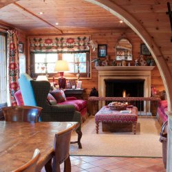 Cosy and Luxurious Lounge and Dining Room in Chalet La Varappe Meribel