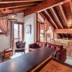 Living and dining area in Chalet Mathilde Val Thorens