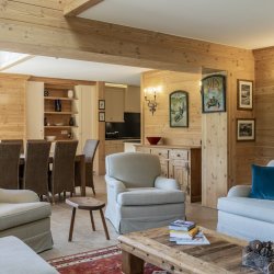 The comfortable Living and Dining area in Chalet Foret Meribel