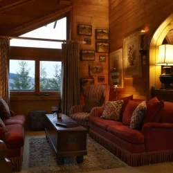 The comfy and spacious Living area Chalet in La Petite Pia, Meribel