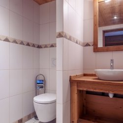 A Shower room in Chalet Mathilde Val Thorens