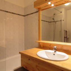 A Bathroom in Chalet Natalette II, Meribel Mottaret