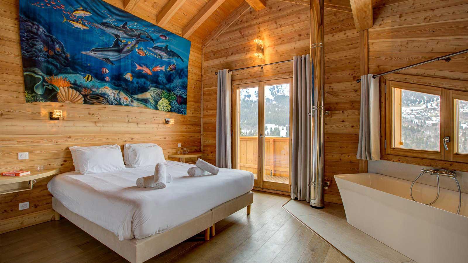 Chalet Aline Double Bedroom with Bath