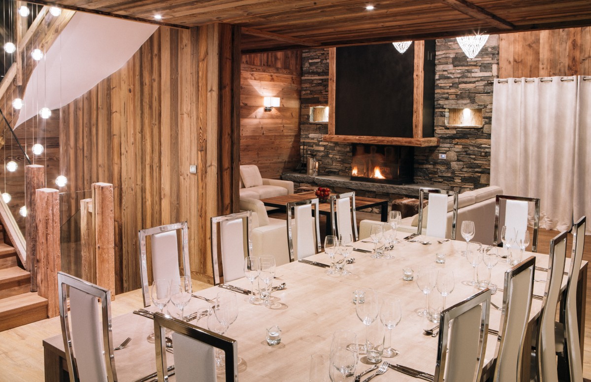 Chalet Kashmir Dining Room