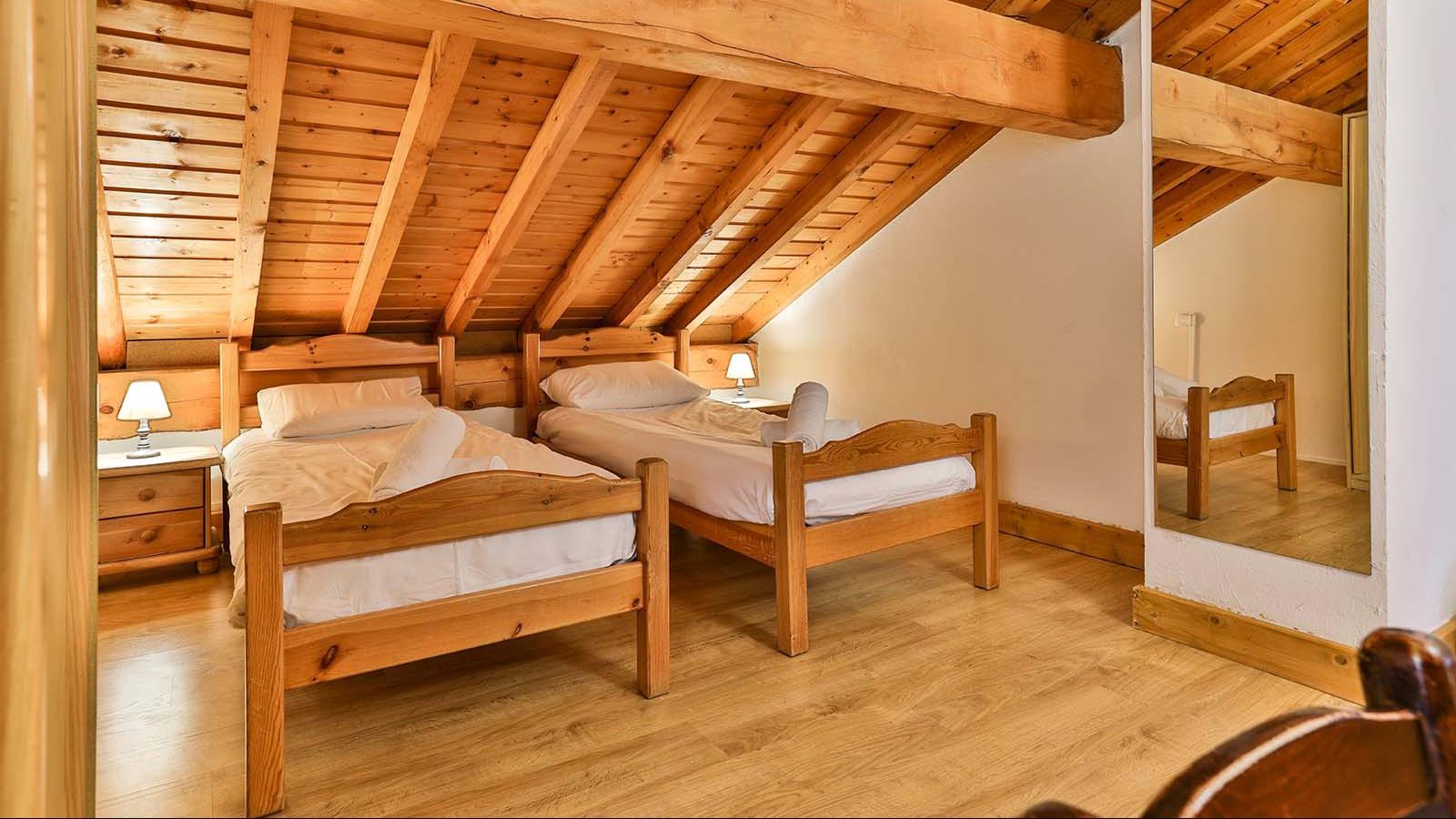 Chalet Leopold Twin Bedroom