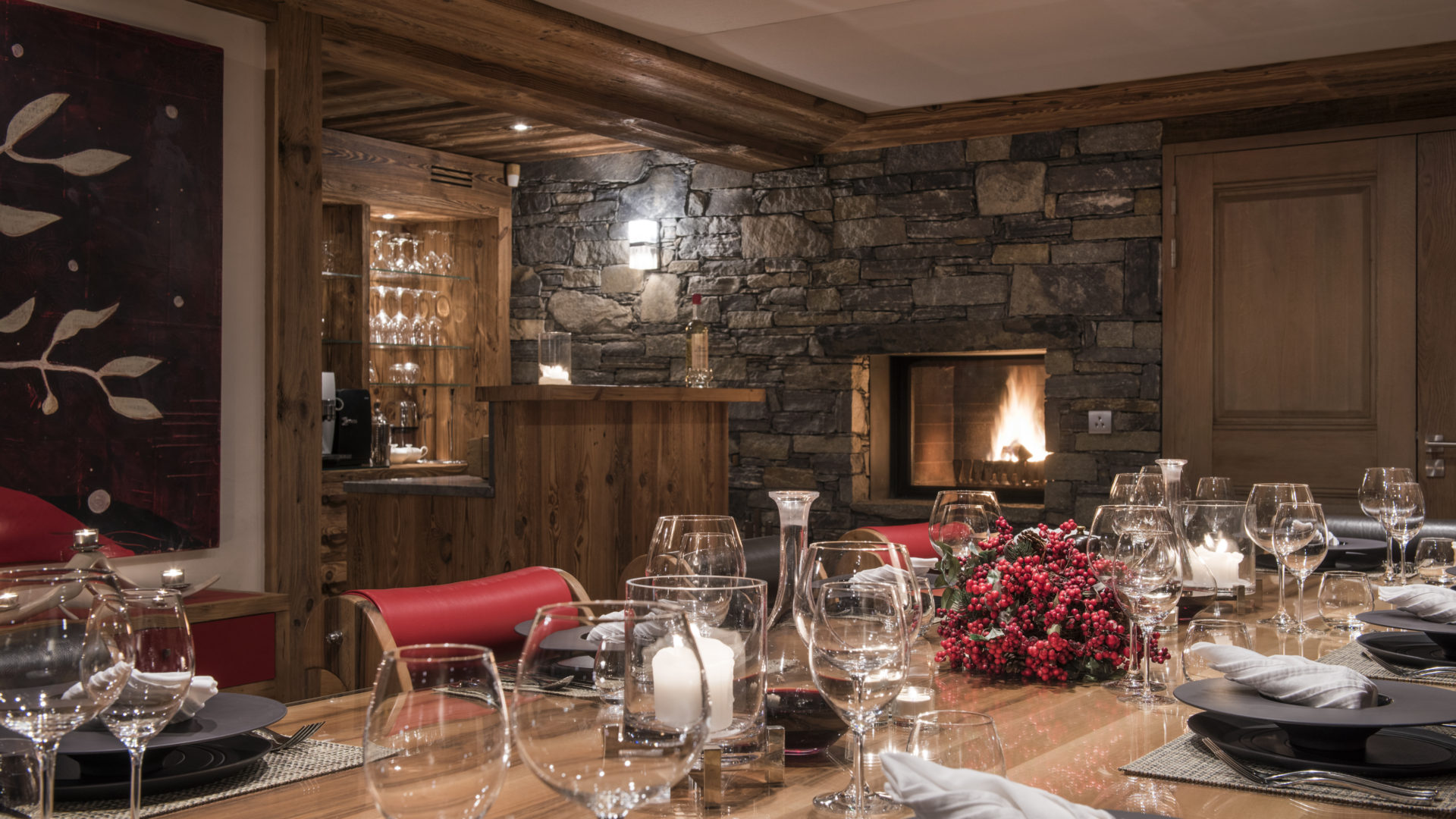 Chalet Mont Tremblant Dining Room