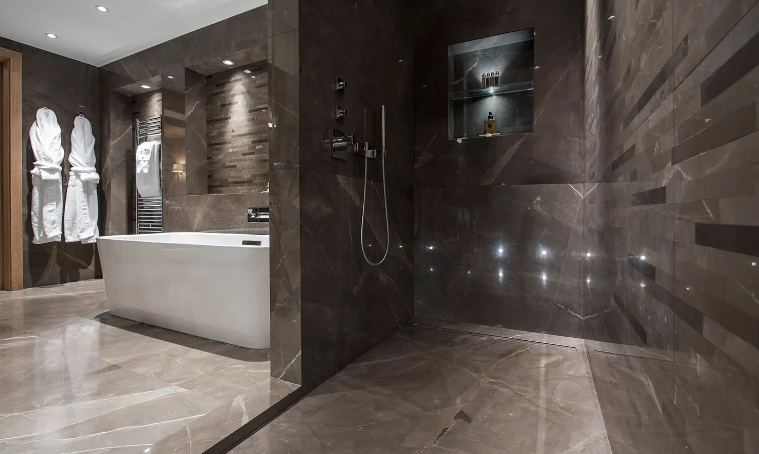 One of the beautiful bathrooms in Chalet Le Grenier in Meribel Centre