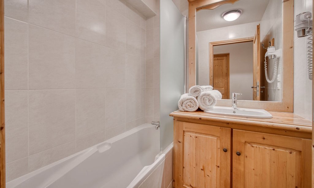 A Bathroom in Chalet Petit Sabot in Val Thorens