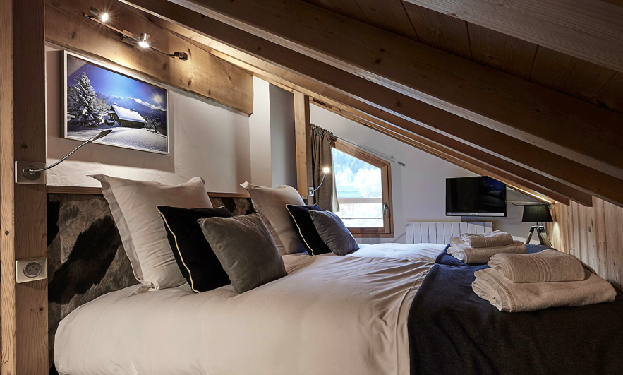 Bedroom in Chalet Chamois, Meribel