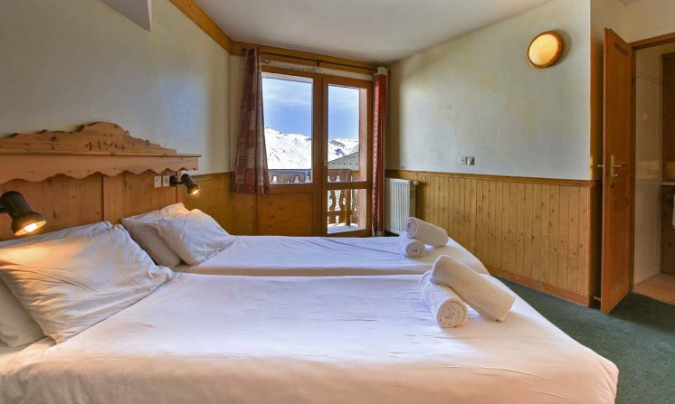 Chalet Clementine twin bedroom