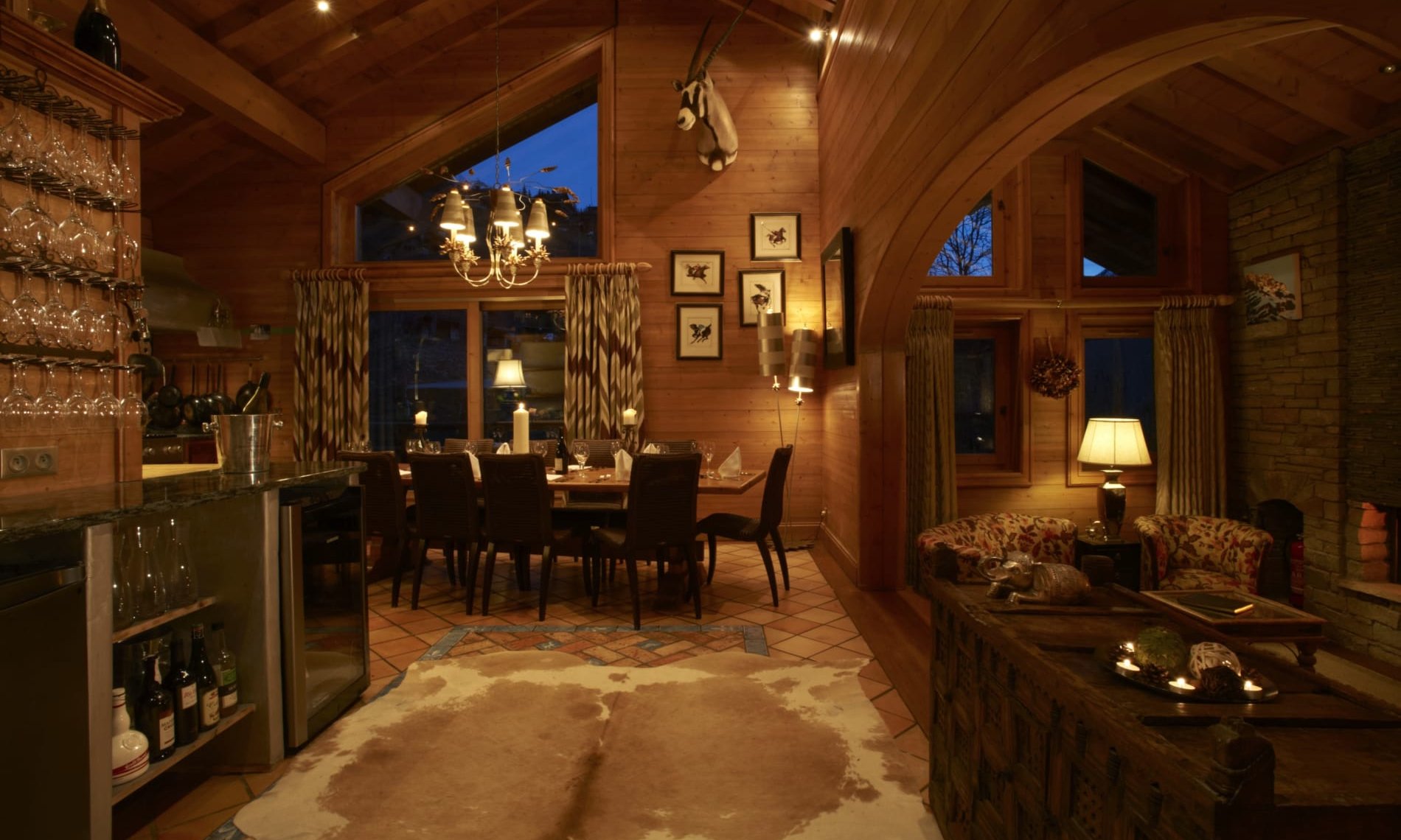 The Dining area in Chalet La Petite Pia Meribel