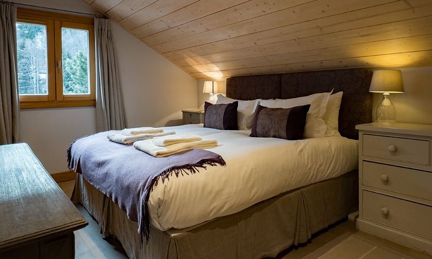 One of the bedrooms in Chalet Montana in Meribel Centre
