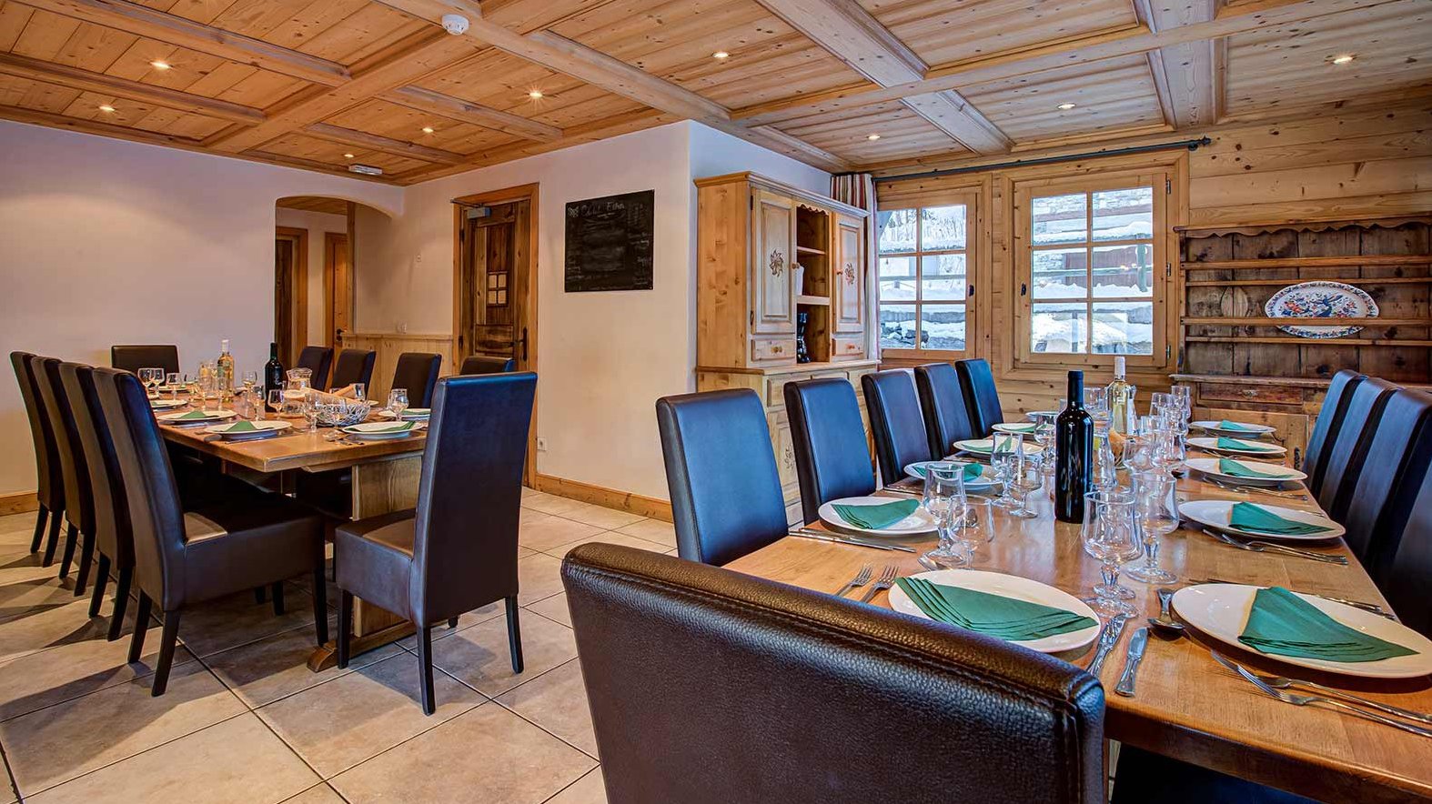 Chalet Estrella Dining Room