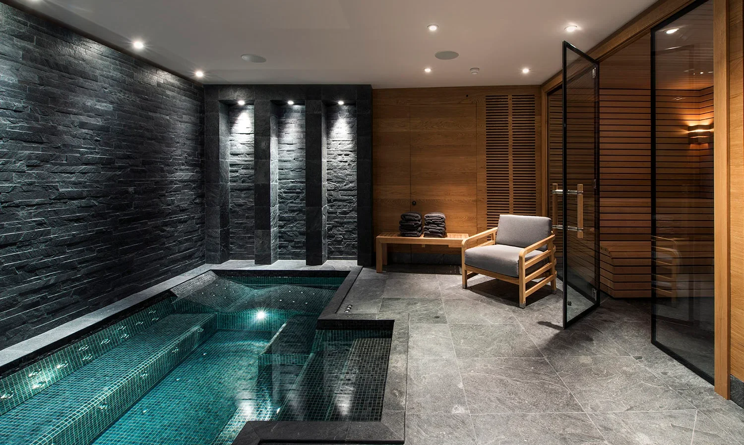 The Spa area with sunken Hot Tub and Sauna in Chalet Le Grenier in Meribel Centre