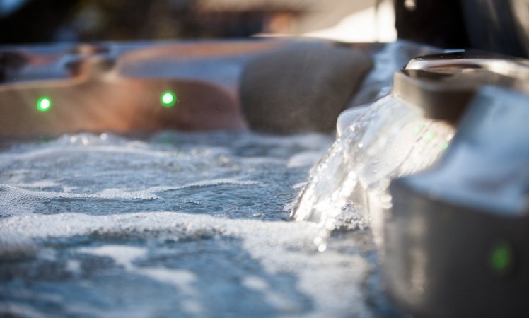 The hot tub at Chalet Virage in Meribel Centre