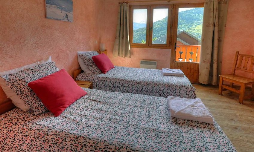 Chalet Josephine Twin Bedroom