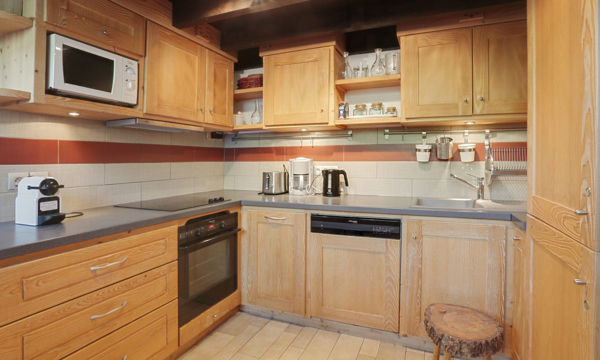 The Kitchen area in Apartment Petaru in Meribel Centre