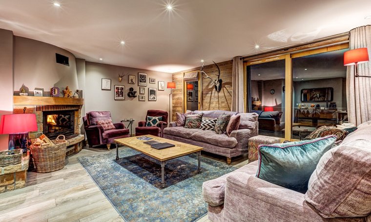 The beautiful Living room in Chalet Quatre Meules Meribel