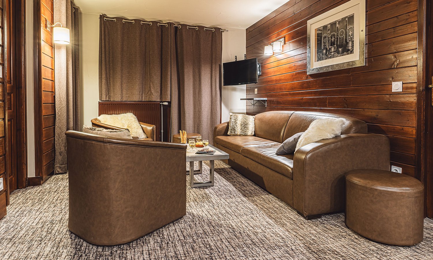 The Living area in Chalet Libra in Val Thorens