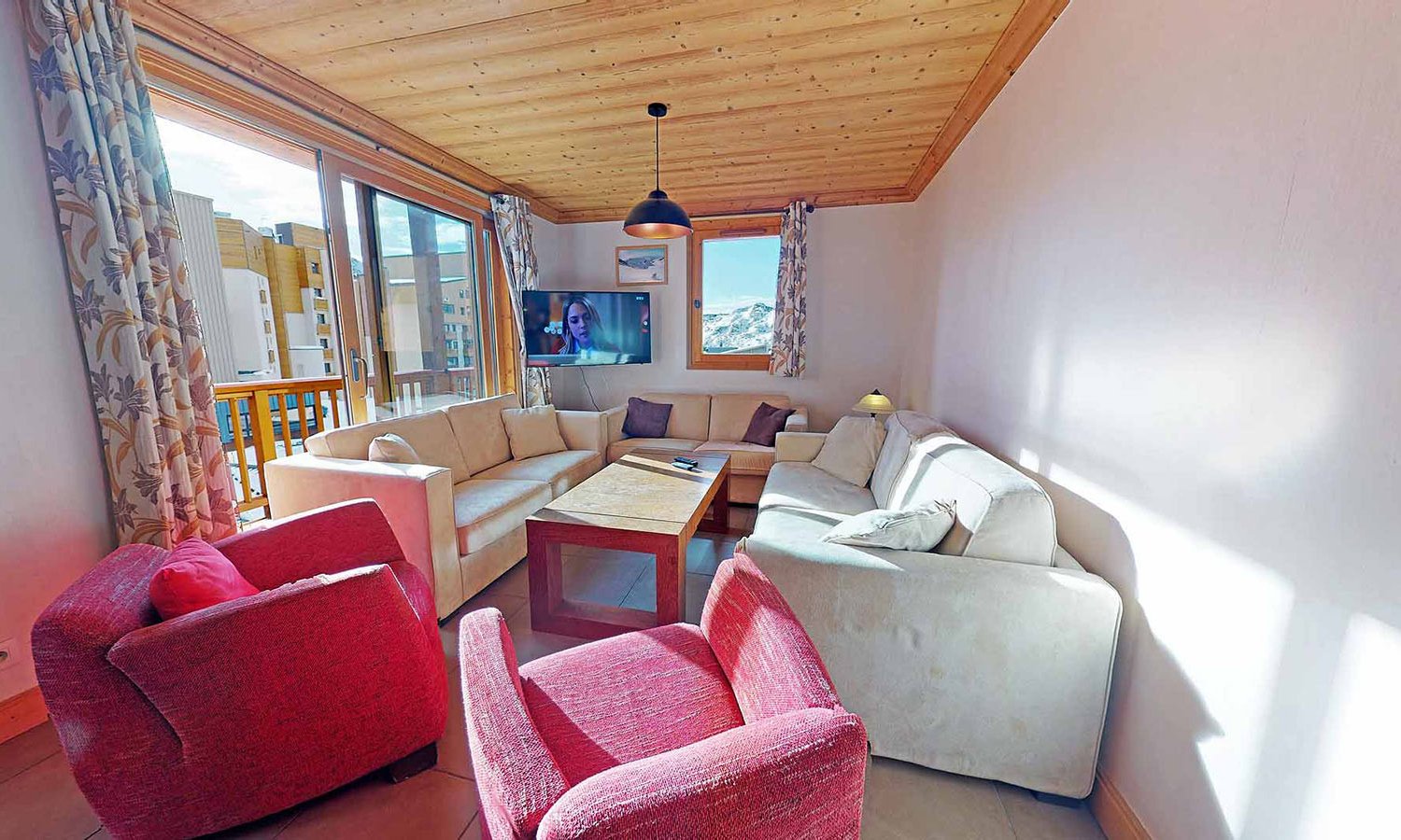 The comfortable Living Room in Chalet Olivier Val Thorens