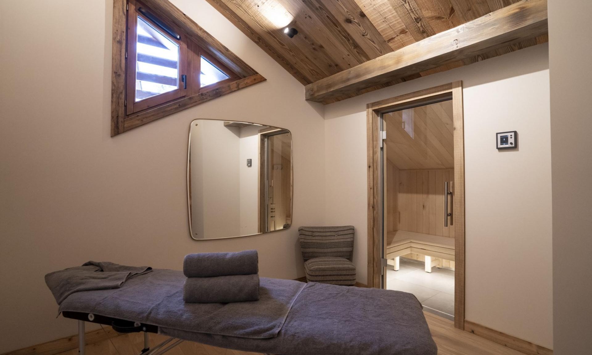The Massage Room in Chalet Apartment Le Cygne Meribel Centre