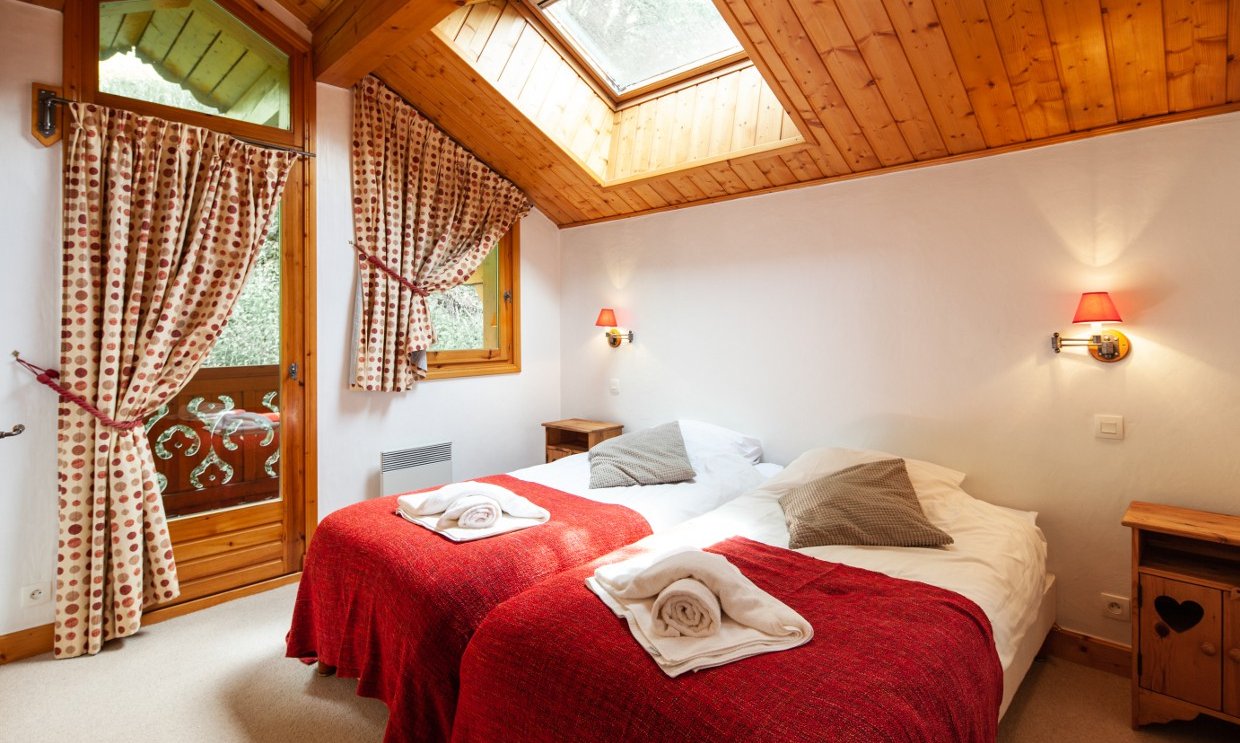 One of the Twin bedrooms in Chalet Virage Meribel