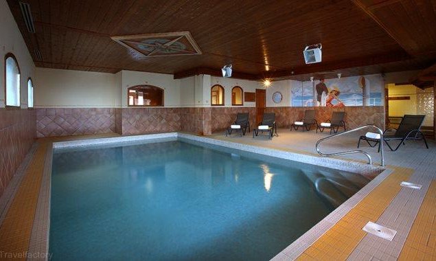 The Swimming pool at Chalet des Neiges Hermine Val Thorens