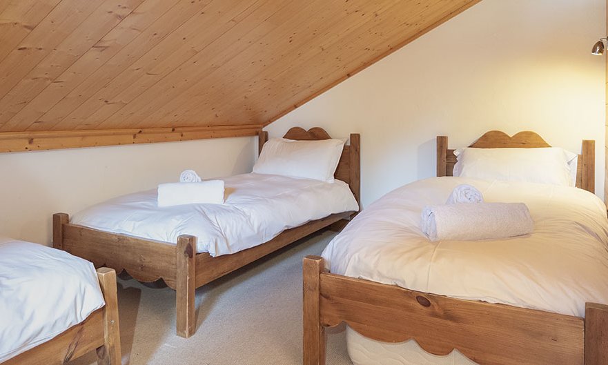 The Triple bedroom in Apartment Dou du Pont in Meribel Centre
