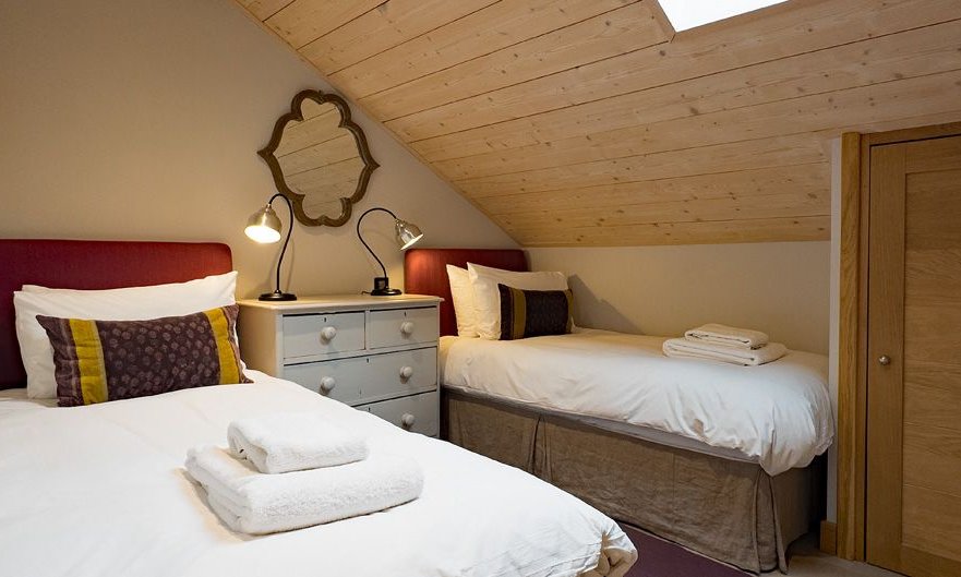 A Twin bedroom in Chalet Montana in Meribel Centre