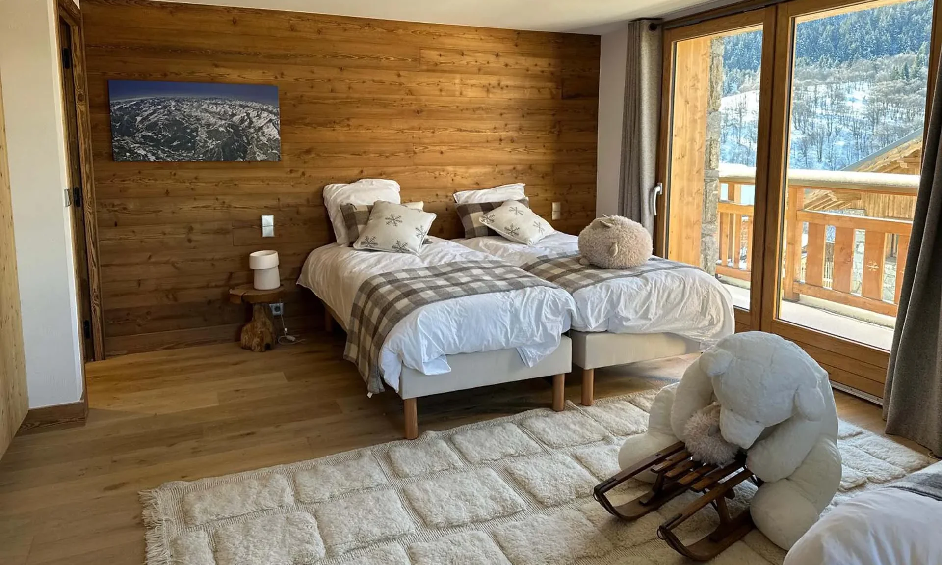A bedroom in Chalet Etoile des Neiges Meribel