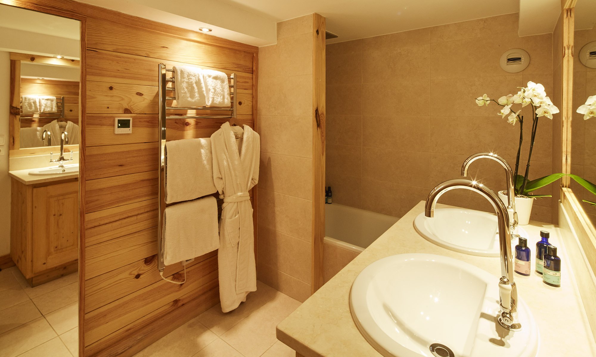 A luxury bathroom in Chalet La Varappe in Meribel