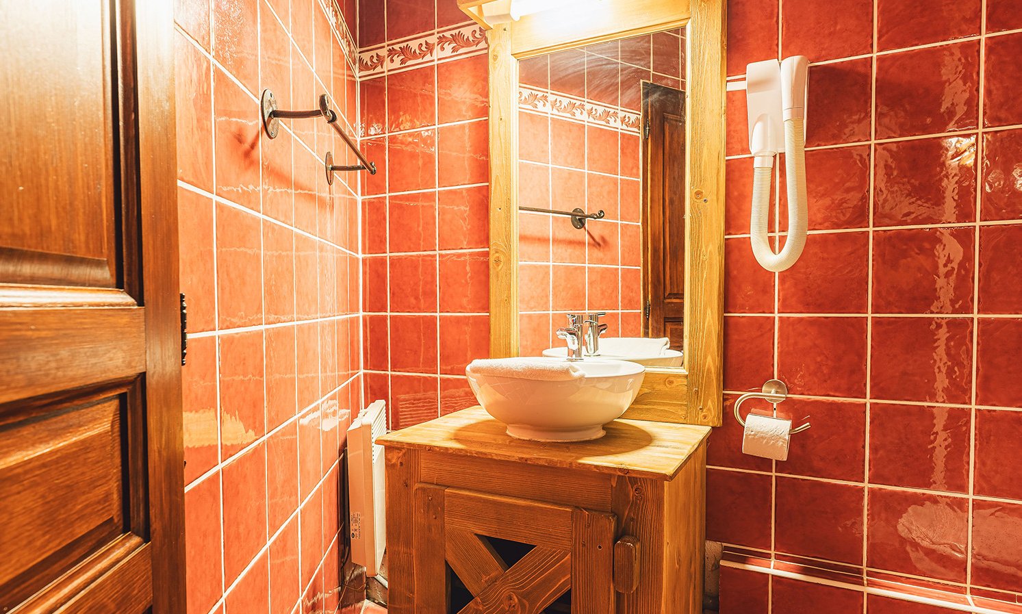 A bathroom in Chalet Libra Val Thorens