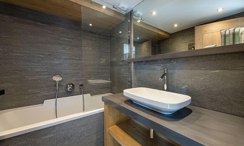 A Bathroom in Apartment Le Glaciers 12 Meribel