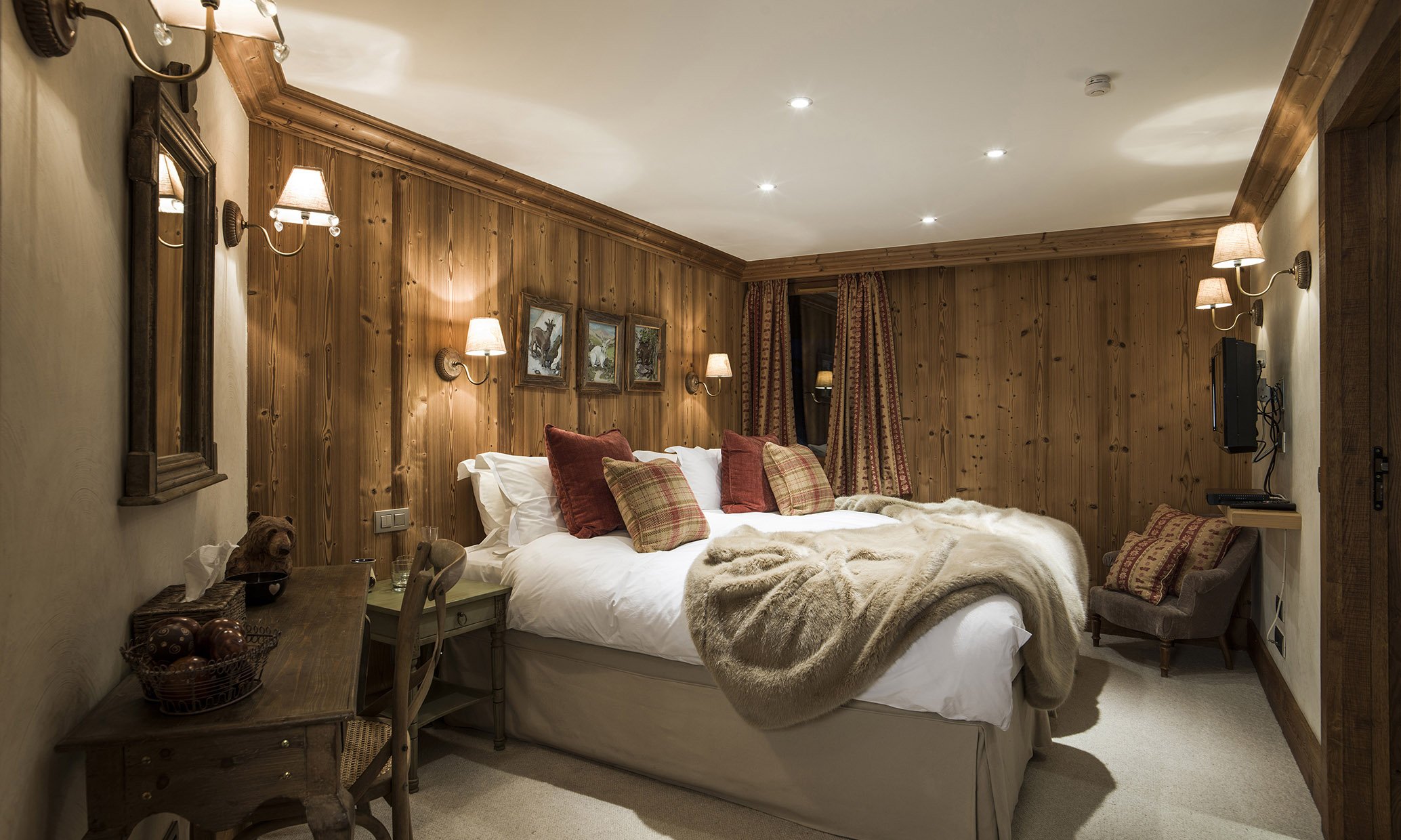 One of the Bedrooms in Chalet Lapin Blanc, Meribel