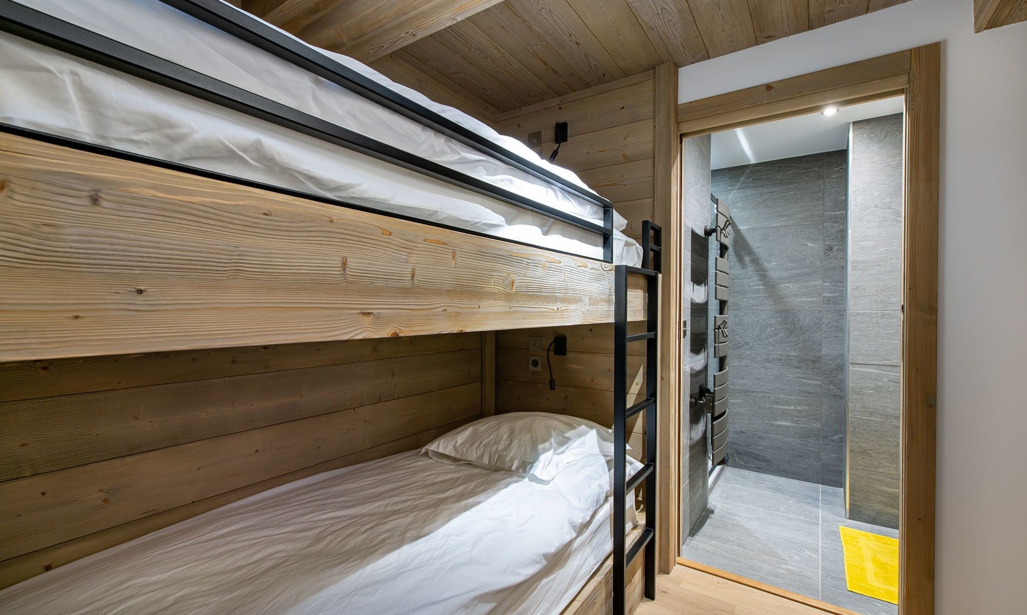 The bunk bedroom in Apartment Le Glaciers 12 Meribel