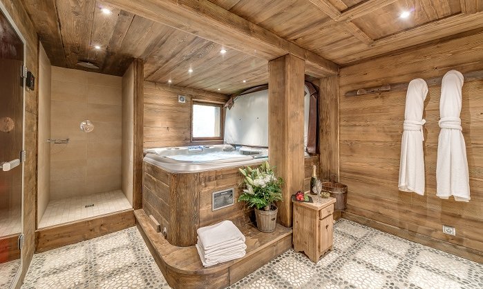 The Hot Tub in Chalet Chopine Meribel