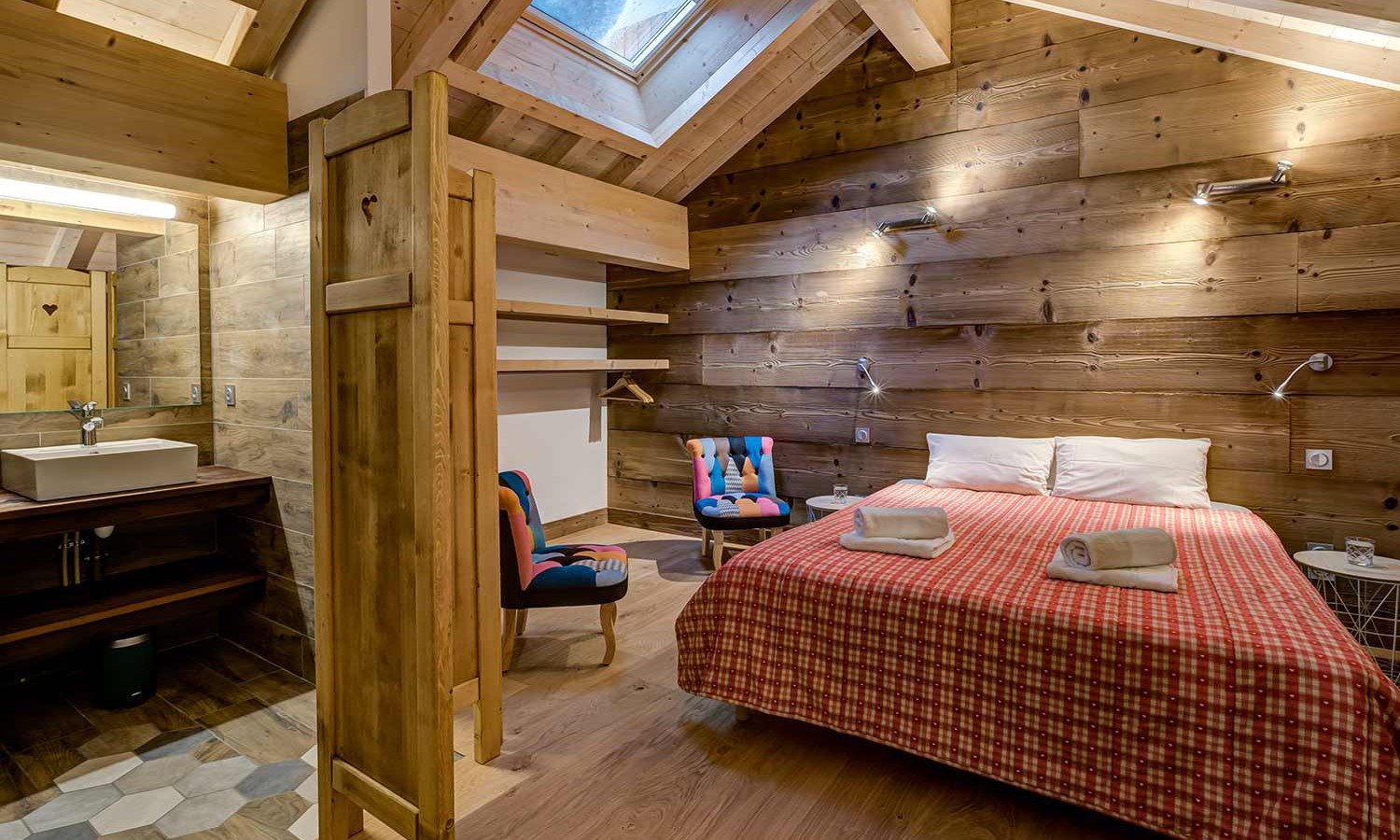 A Bedroom in Chalet Germaine Meribel Mottaret