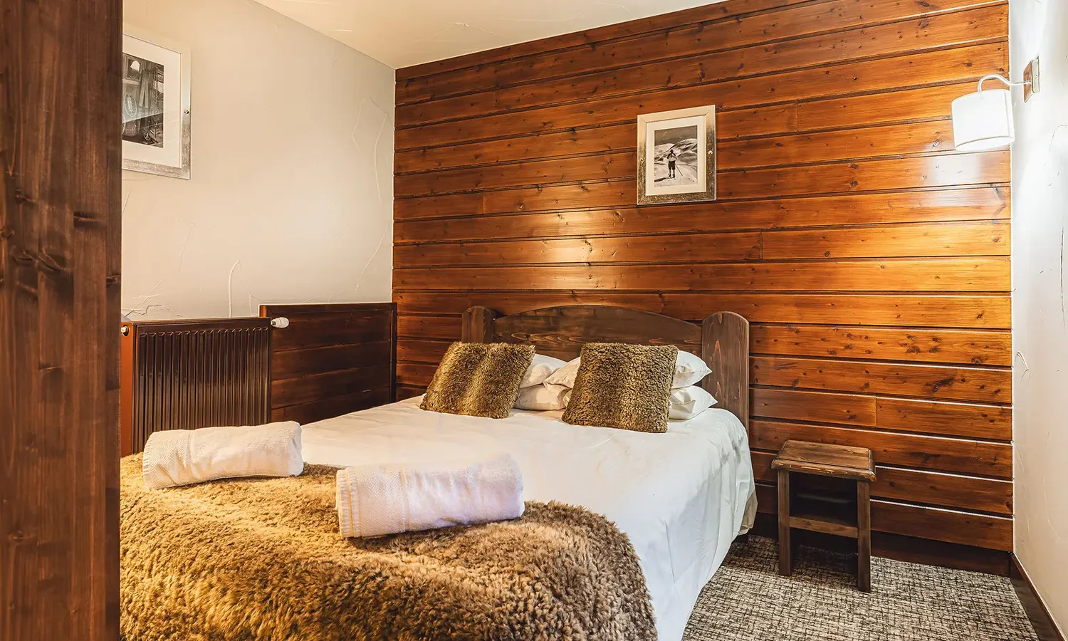 The Double bedroom in Chalet Libra in Val Thorens