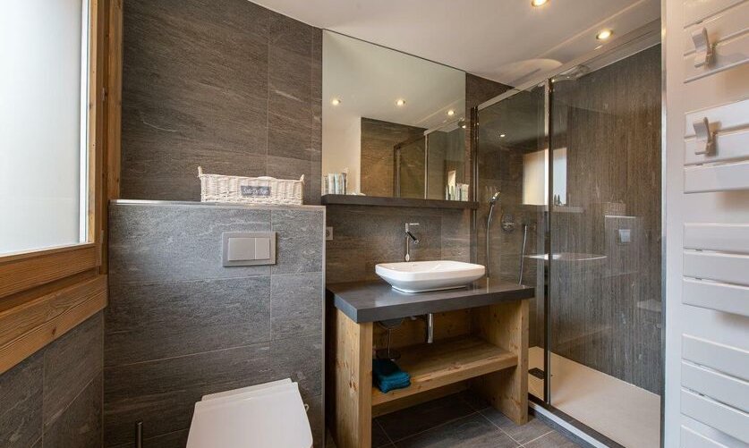 One of the Shower Rooms in Apartment Le Glaciers 12 Meribel