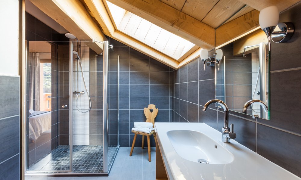 One of the ensuite shower rooms in Chalet Les Sauges Meribel Les Allues