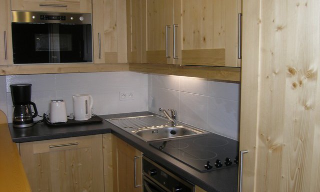 The kitchen area in apartment Aubepine Meribel