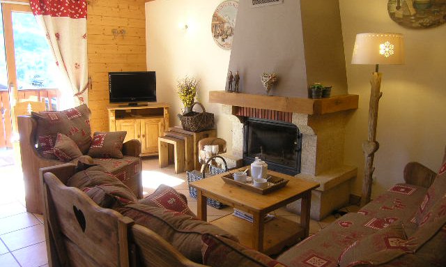 Bright and spacious living area in Chalet Morel in Meribel