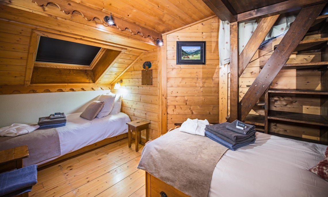 Chalet Apartment Genepi Twin bedroom 