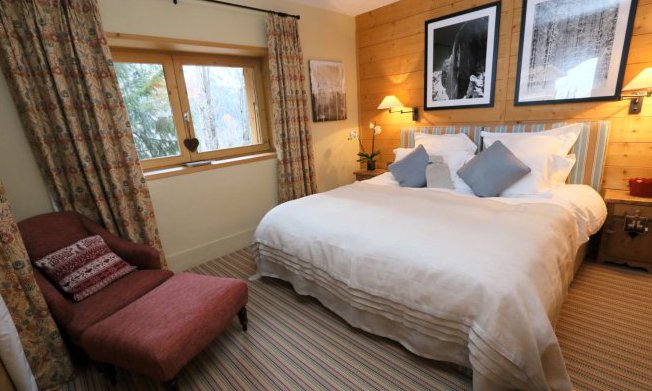 Luxury bedroom in Chalet Griottes